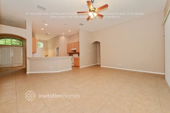 Photo - 204 Ronja Ln