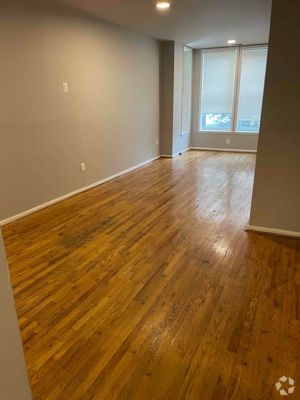 Building Photo - 1223 Harvard St NW Unit B Rental