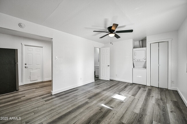 Photo - 1241 E McKinley St Unit 2