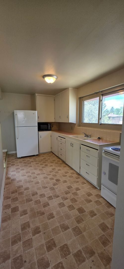 Building Photo - 1839 Fremont Ave Unit Apt 3