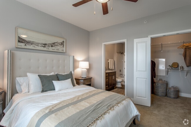 The Nantucket-1 - 2Br,2B - 1219SF