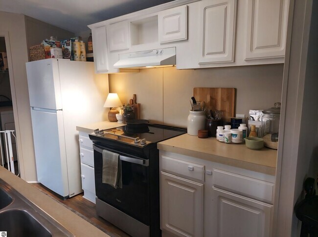 Photo - 4652 Meadow Lane Dr