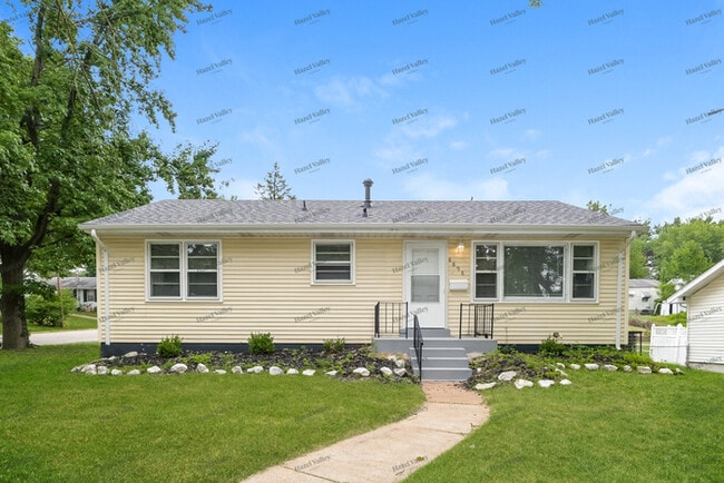 Building Photo - 8898 Boyce Pl Rental
