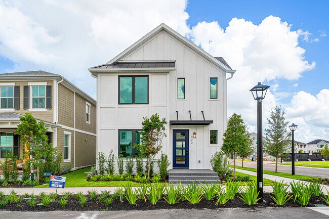 Photo - 920 SW Newfield Ave
