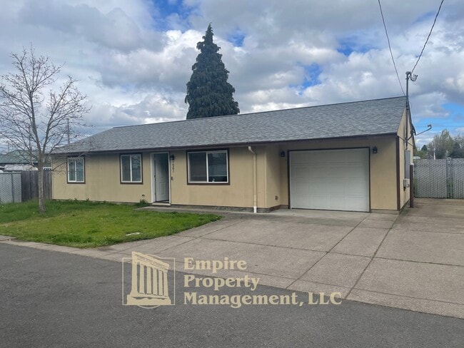 Building Photo - 1961 Taft St