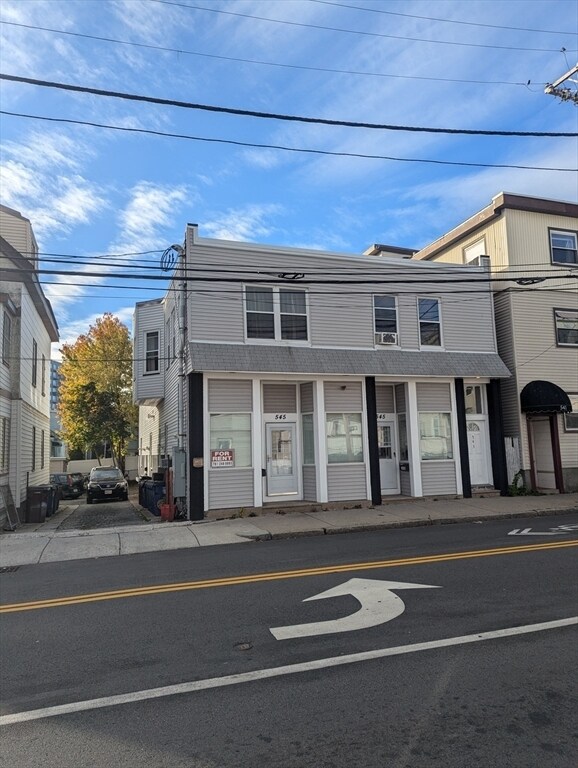 Building Photo - 545 Revere St Unit 1R