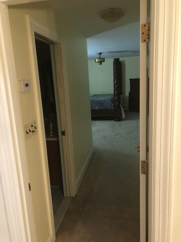 Habitación principal con baño - 38 Braemoor Rd