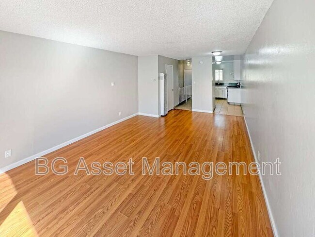 Photo - 106 Avian Dr