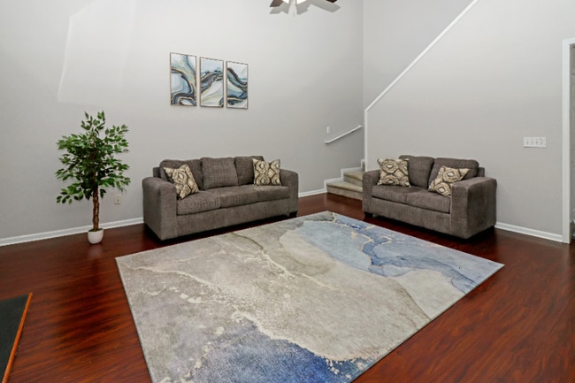 Building Photo - 4030 Ridgefair Dr Rental