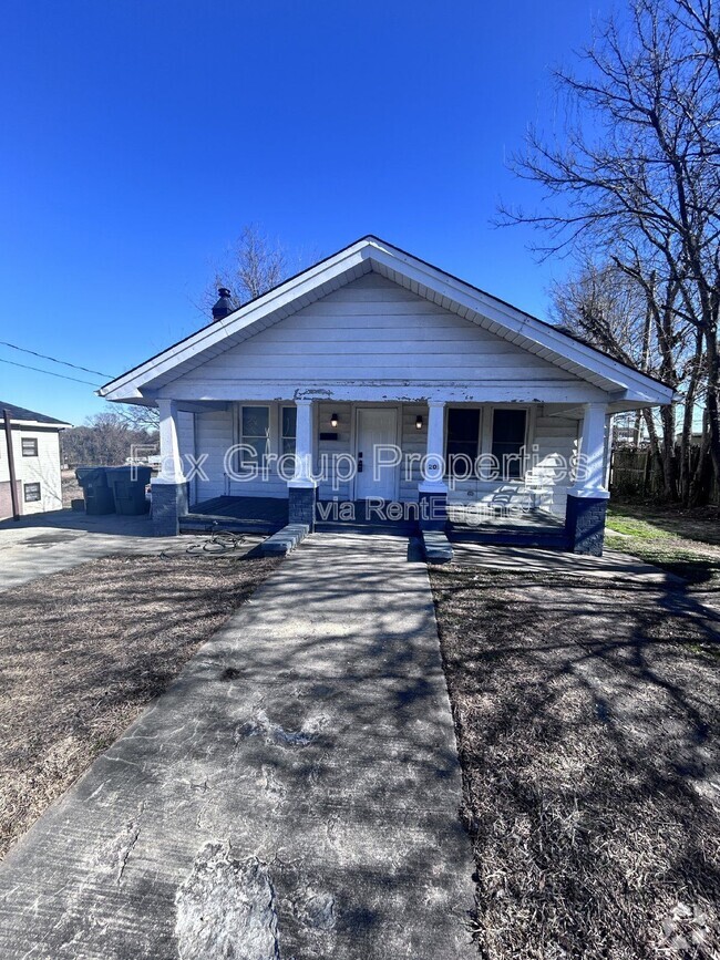 Building Photo - 208 N Morris St Rental