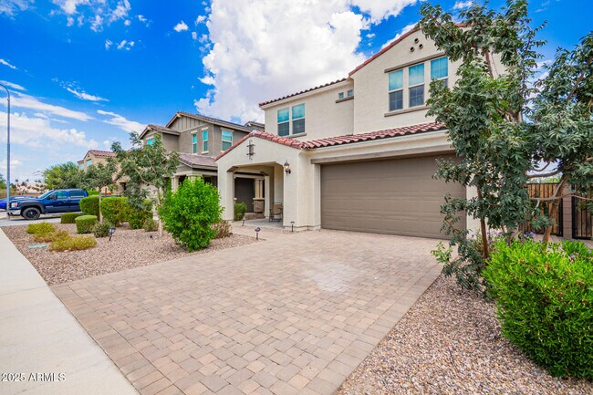 Photo - 5221 N 79th Dr