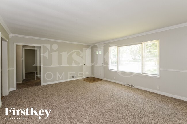 Photo - 11319 Bennington Ave