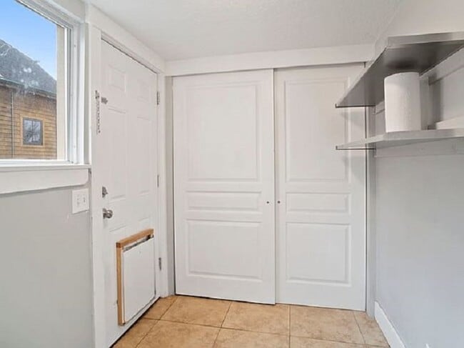 Photo - 1860 S 800 E