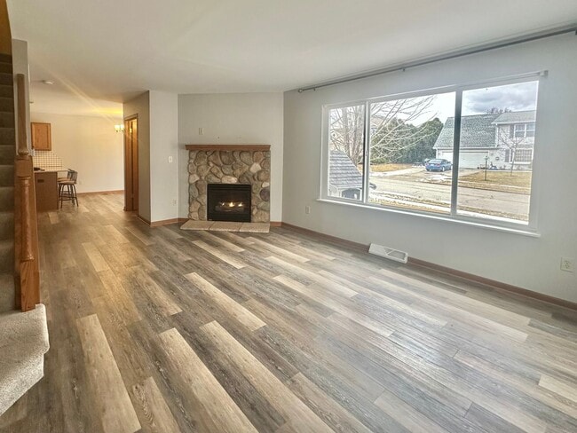 Photo - Charming Pewaukee Townhome with Modern Touches and Ample Space