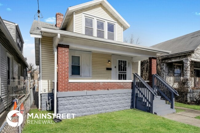 Photo - 1821 W Lee St