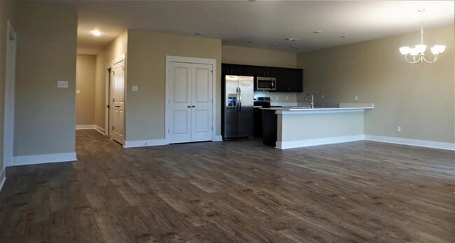 Photo - 3609 Leafy Pass