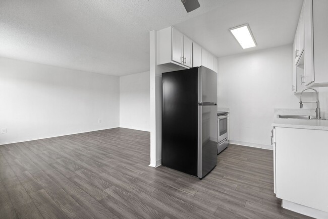 Photo - Terre at 1038 Peach