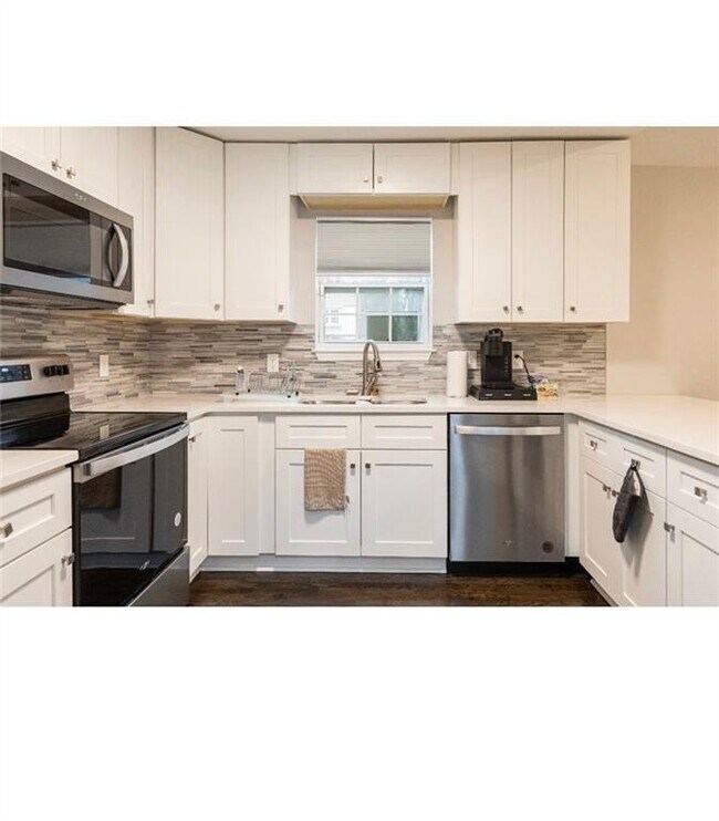 Photo - 2032 North Ave NW