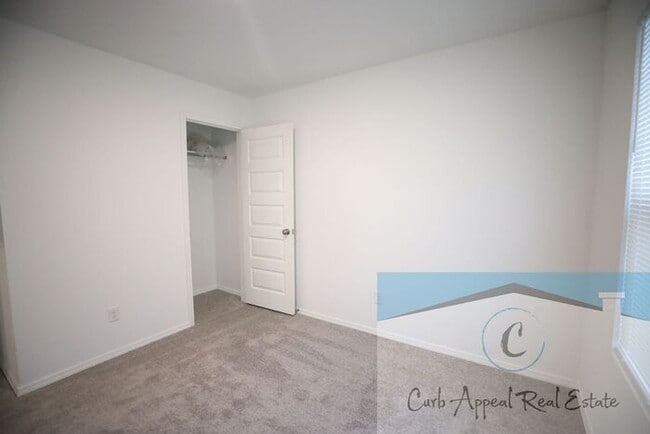 Photo - New construction in Jonesboro - beautiful 4 bed / 2 bath home - Valley View!!