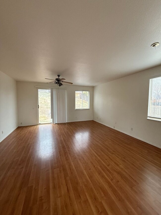 Photo - 3969 Kettle Rock Dr