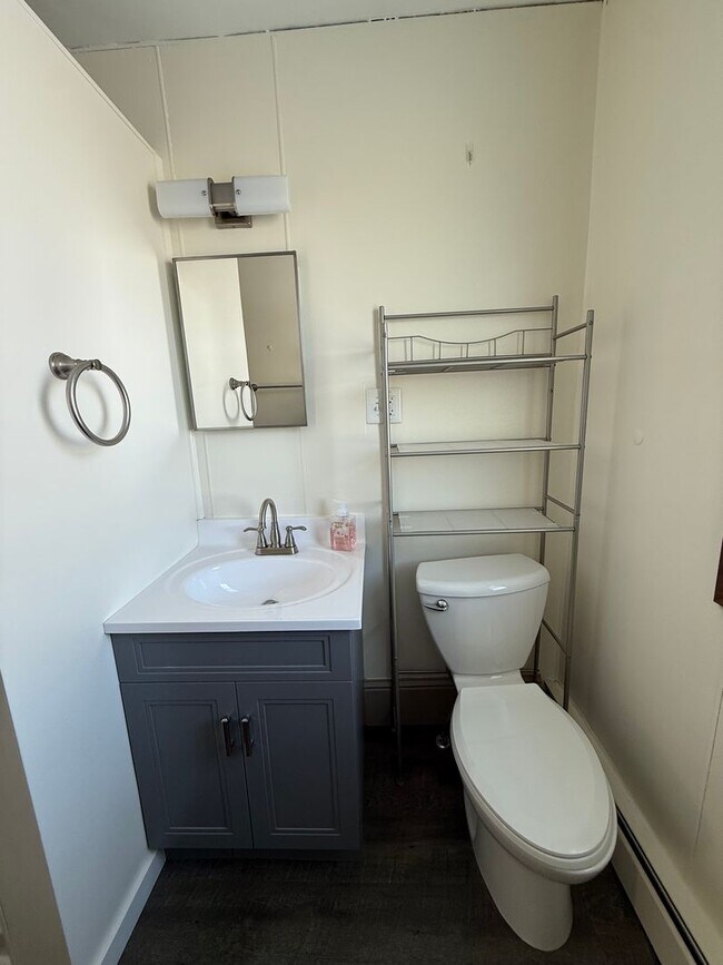 Photo - 1835 15th St Unit 2 (upper)