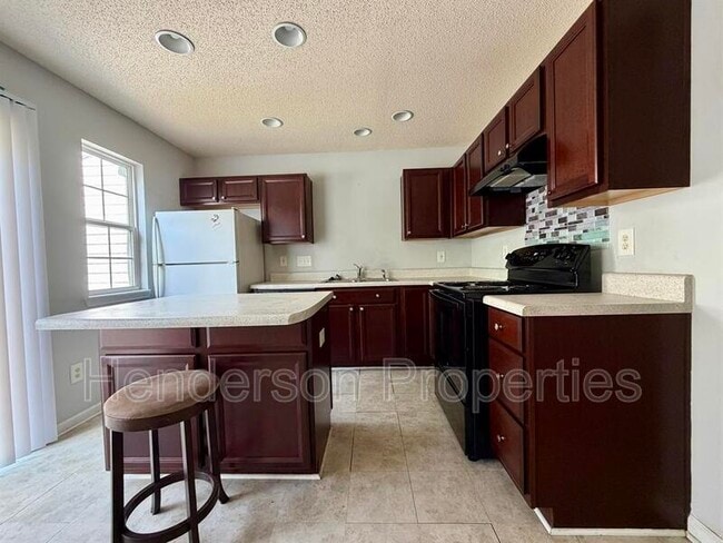 Photo - 17121 Greenlawn Hills Ct
