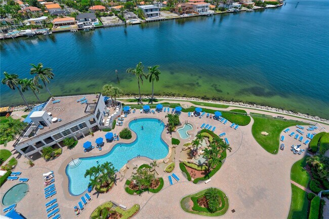19101 Mystic Pointe Dr Unit 1508