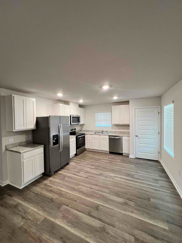 Photo - 707 W Devane St