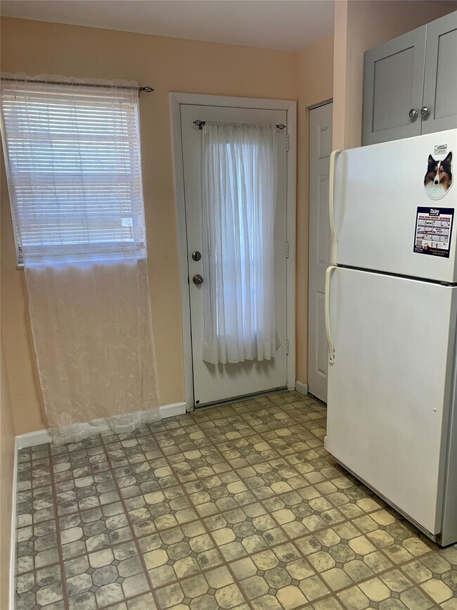 Photo - 1710 NE 191st St Unit 412-3