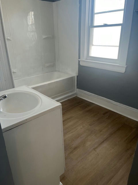 Photo - 14805 Darwin Ave