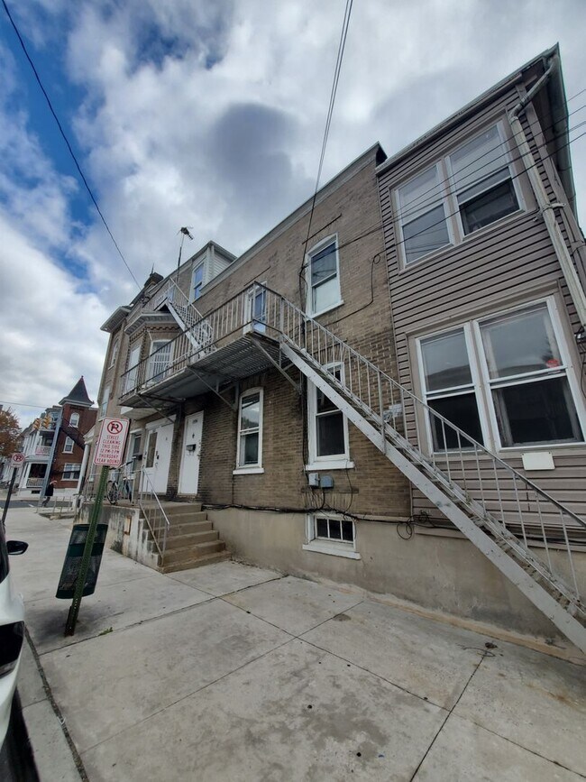 Photo - 102 S 13th St Unit 1306