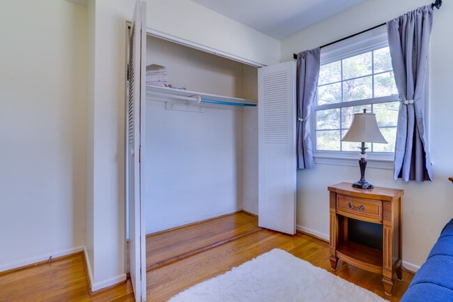 Photo - 9215 Cherrytree Dr