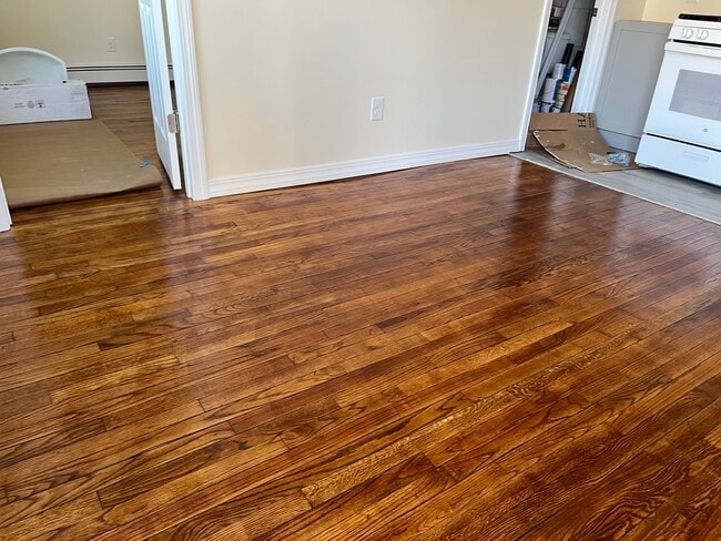 Photo - 23 Fleetwood Ave Unidad 2nd floor