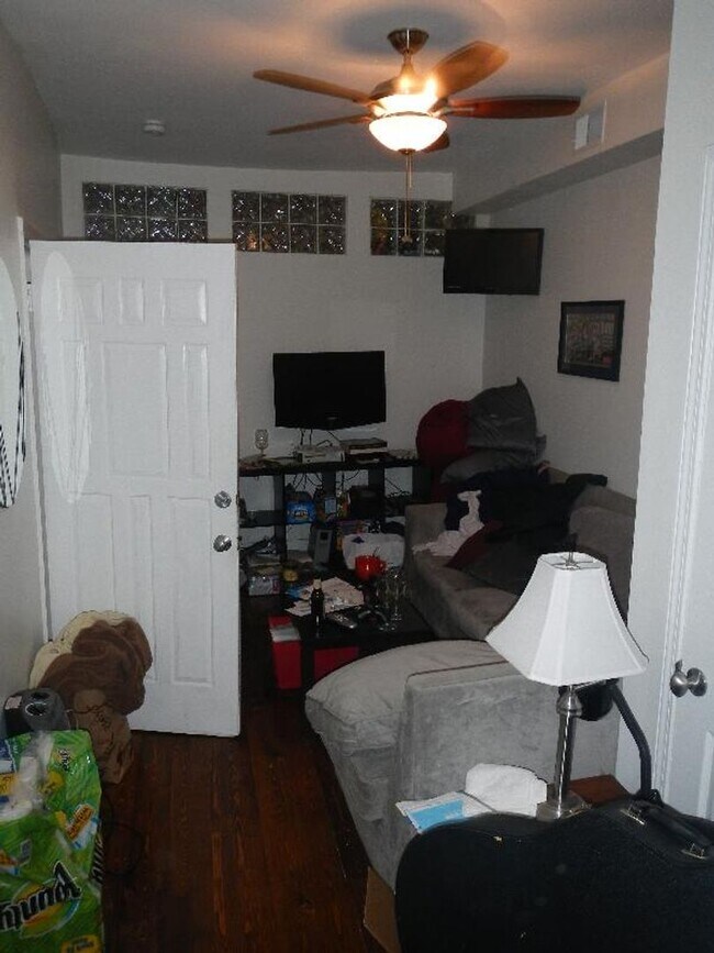 Photo - 588 Columbus Ave
