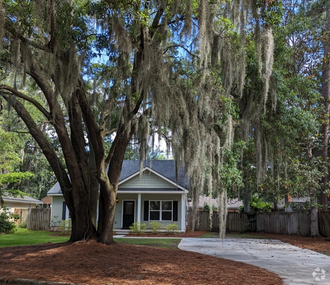 Building Photo - 218 Port Royal Dr Rental