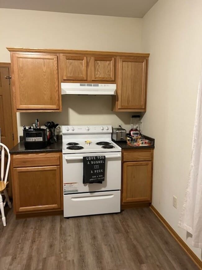 Photo - 129 E Reed Ave Unidad Front