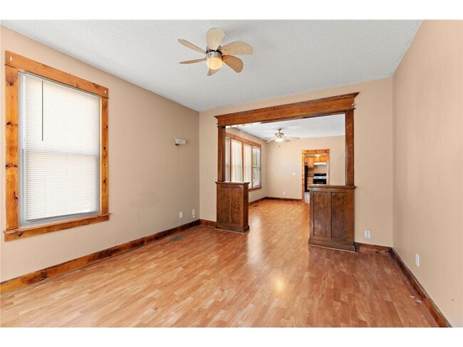 Photo - 1064 Magnolia Ave E