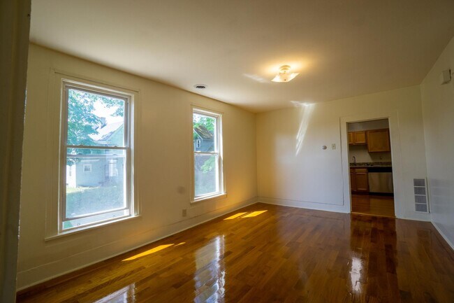 556 Columbus Ave Unit Columbus 556