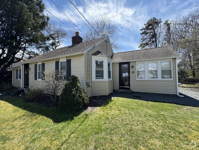 Building Photo - 25 Centerville Ave Rental