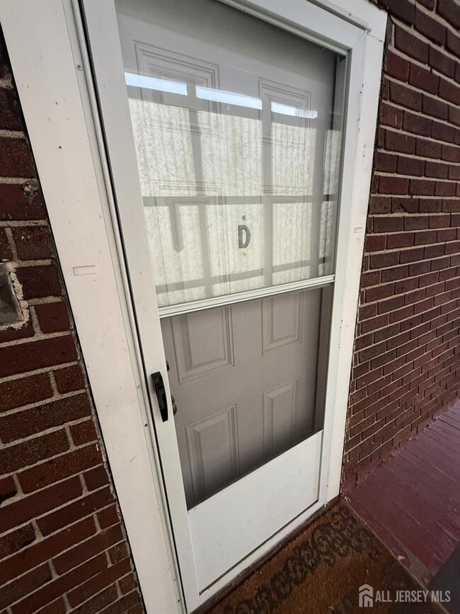 Building Photo - 69 W Somerset St Unit D