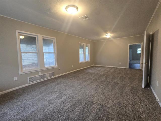 Photo - 1126 W 6th Ave