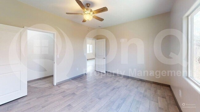 Photo - 1605 N Yavapai St