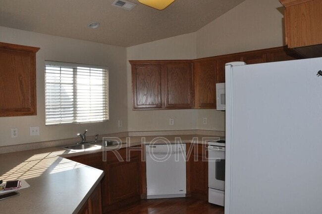 Photo - 1705 Westbury Way