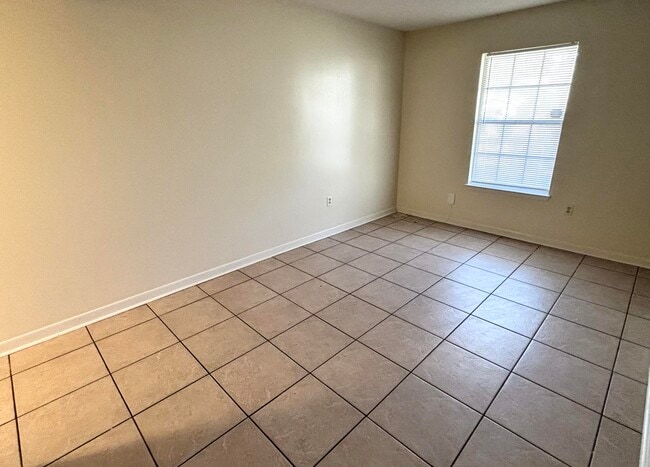 Photo - 705 Terrance Ct