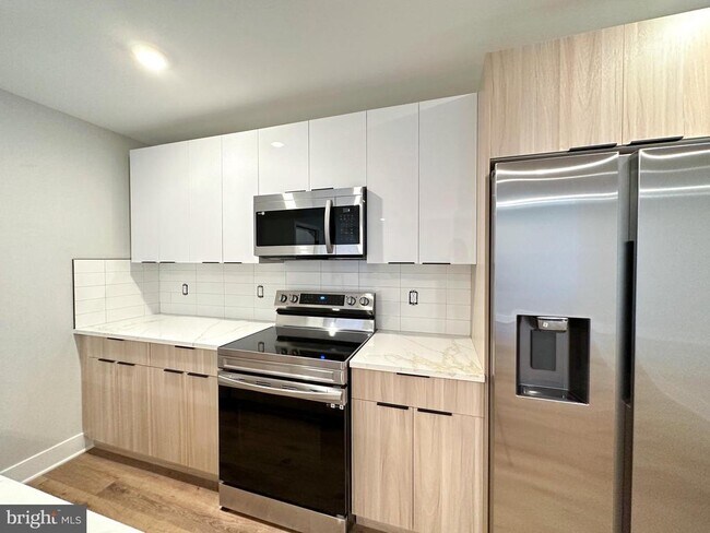 Photo - 1720 Master St Unidad 1