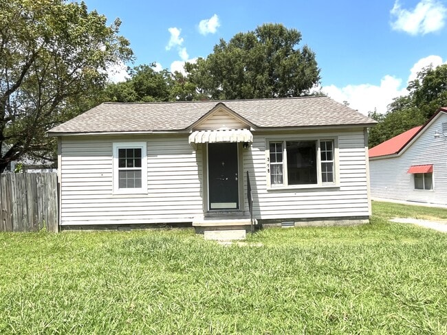 Building Photo - 318 E Church Ave Rental
