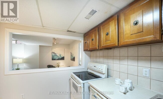 Photo - 90 Monk Crescent Unité Bsmt