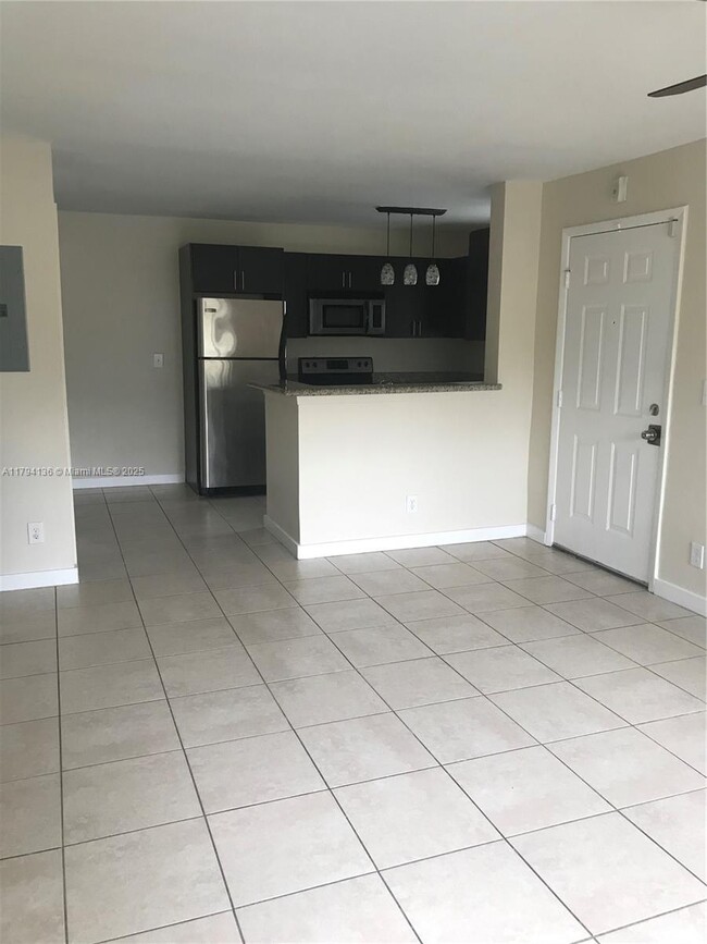 Photo - 4088 N Pine Island Rd Unit 400