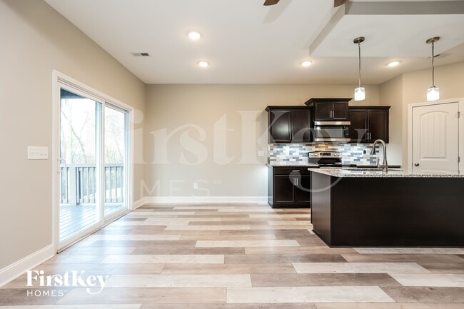 Photo - 1136 Eagles Nest Ln