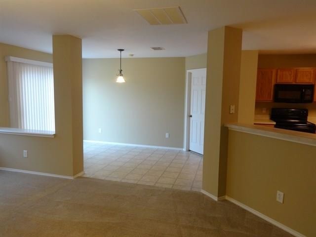 Photo - 2700 Bluffs Ct